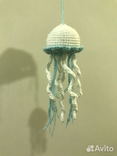 Медуза амигуруми