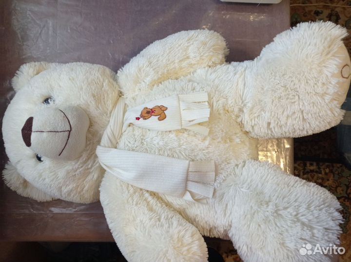 Белый мишка