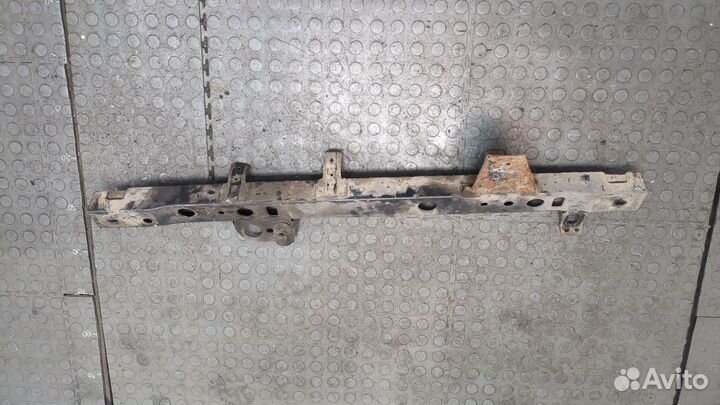 Балка под радиатор Nissan Juke