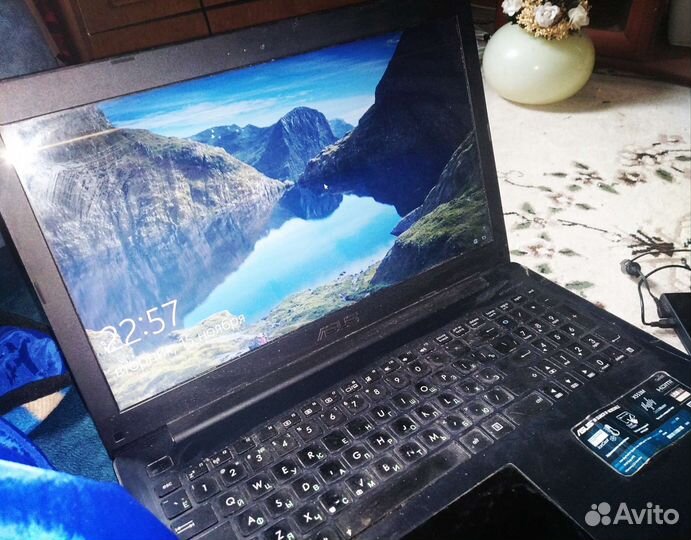 Ноутбук asus X553M