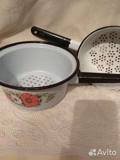 Корзина.Посуда эмаль.Банки для хранения из СССР