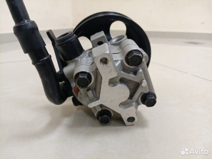 Насос гидроусилителя руля Hyundai Santa Fe Classic