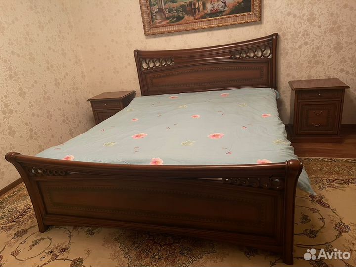 Спальный гарнитур бу