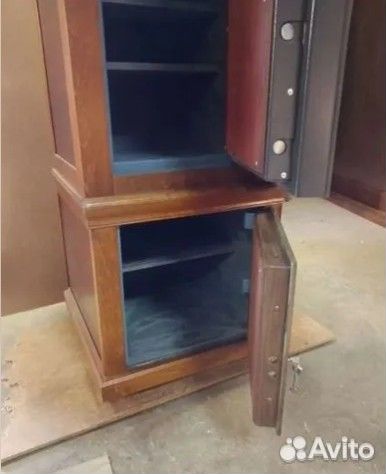 Сейф для документов и денег 