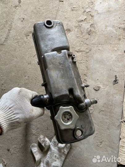 Клапанная крышка 8 клоп