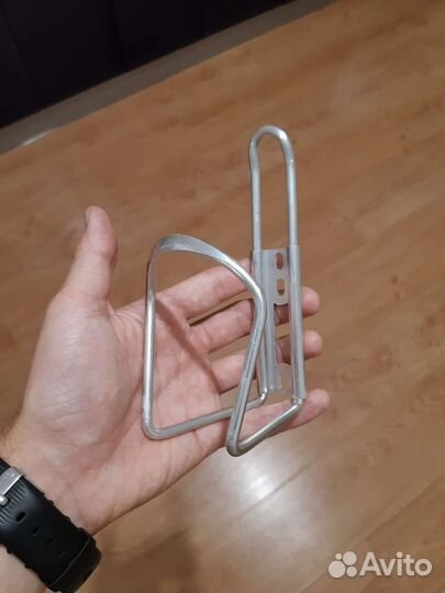 Крепление для бутылки на велосипед