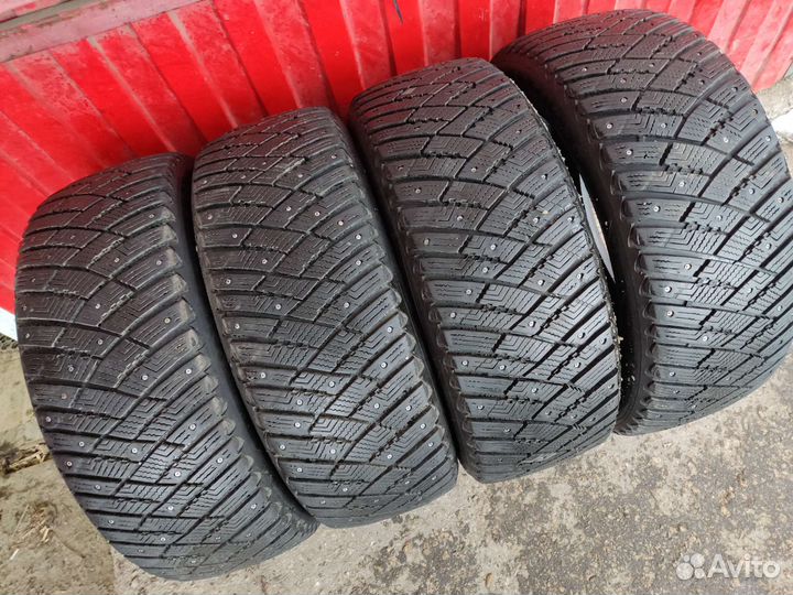 Goodyear Ultragrip Ice Arctic 215/55 R17 98T