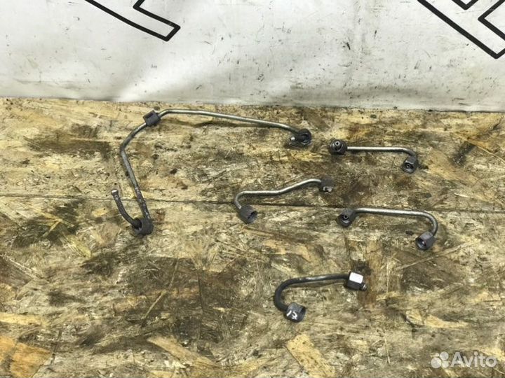 Трубка топливная Land Rover Range Rover Evoque 1