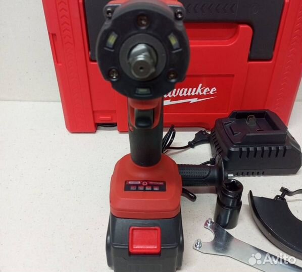 Набор Milwaukee 2 в 1 (Арт.15700)