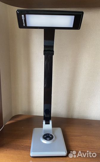 Светильник светодиодный настольный