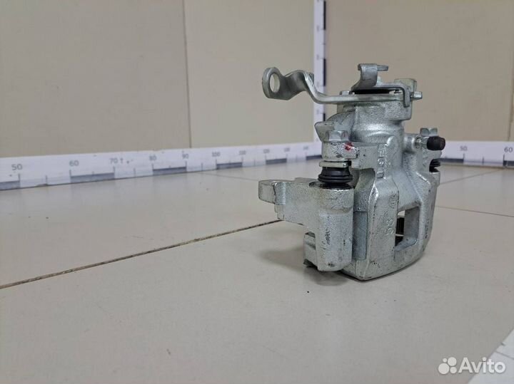 Б/У Суппорт задний левый 4605B649 mitsubishi