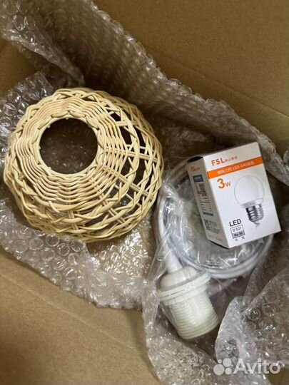 Cветильник из ротанга