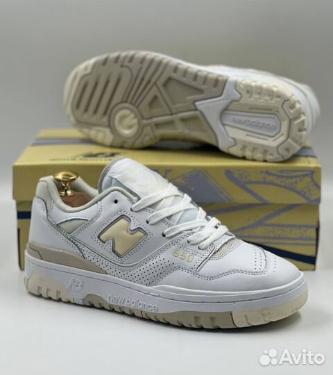 Кроссовки женские new balance 550