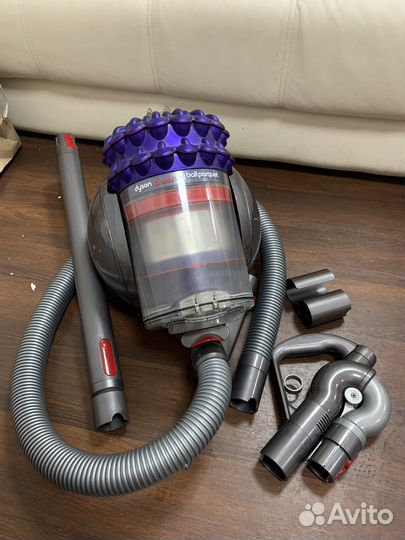 Пылесос dyson