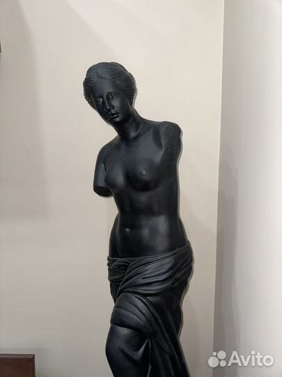 Статуя афродита для интерьера