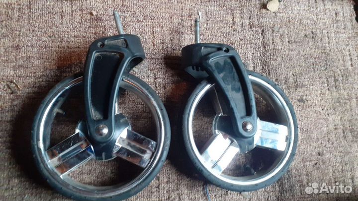 Колёса на коляску