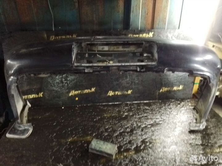 Бампер задний nissan bluebird u13