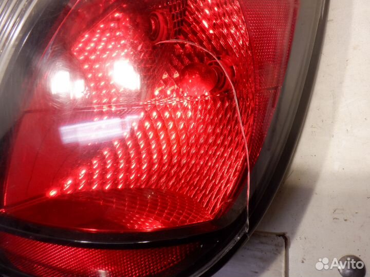 Фонарь задний правый Kia Rio 2005-2011 Хетчбэк