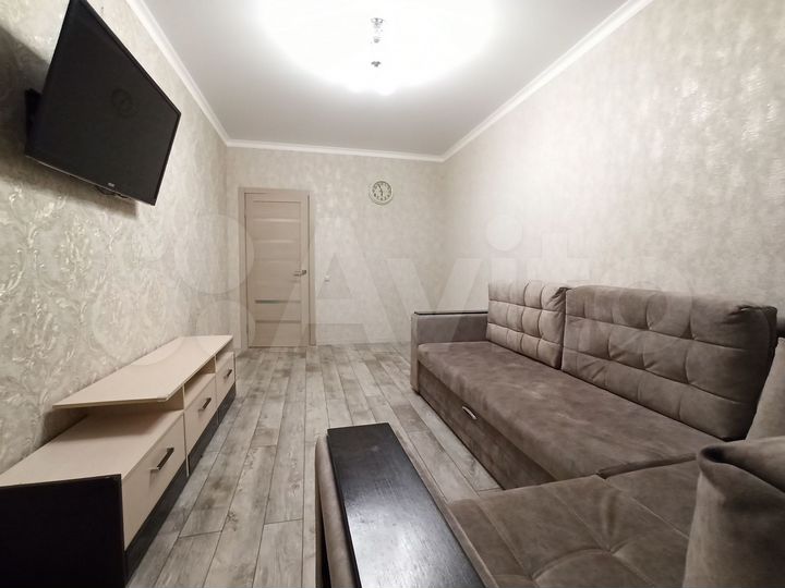 1-к. квартира, 40 м², 8/15 эт.