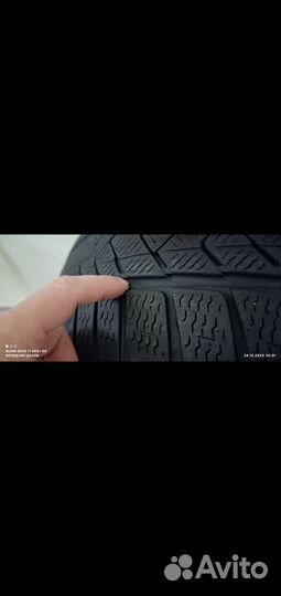 Pirelli Winter Sottozero 3 245/40 R19