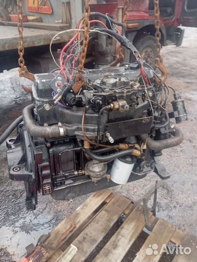 Двигатель mercruiser3. 7
