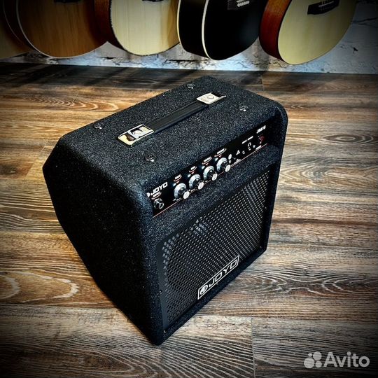 Комбоусилитель для Бас-гитары Joyo JBA10