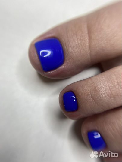 Маникюр педикюр