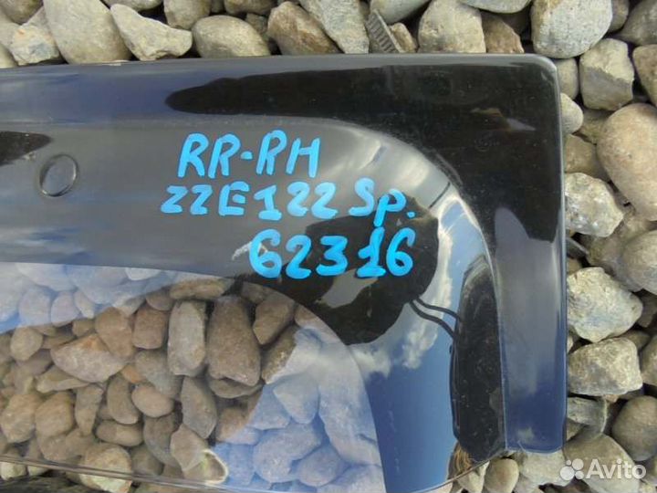 Ветровик задний правый Toyota Corolla Spacio