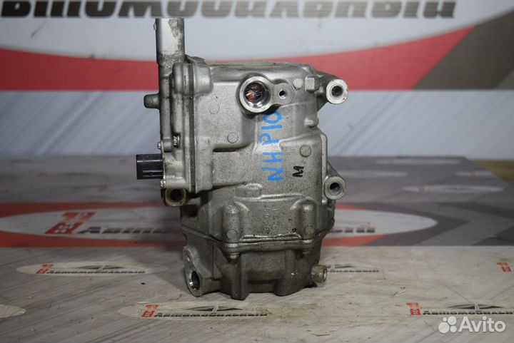 Компрессор кондиционера c Toyota Aqua NHP10 1NZ-FX