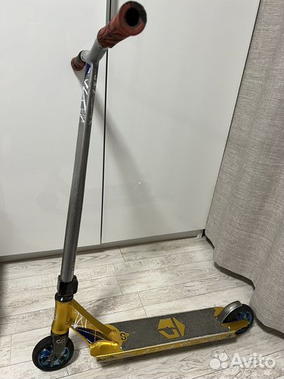 Самокат трюковой crisp inception