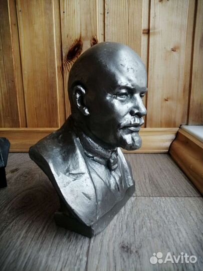 Статуэтки фарфоровые бюсты Ленин лфз СССР
