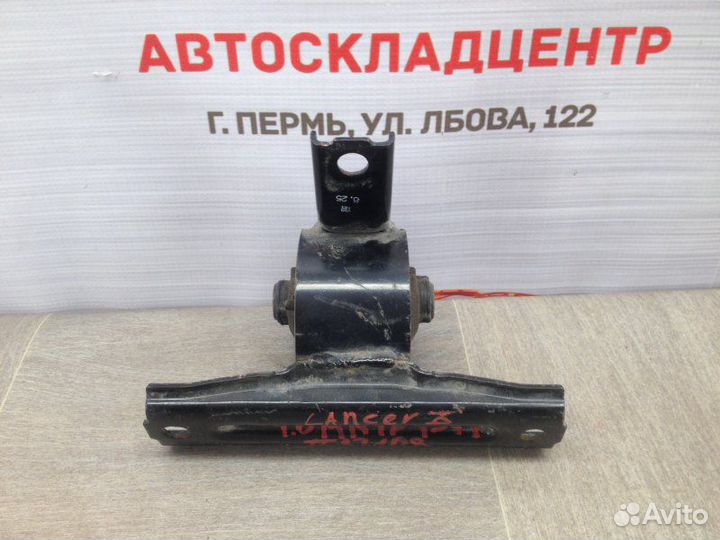 Подушка двигателя правая Mitsubishi Lancer 10