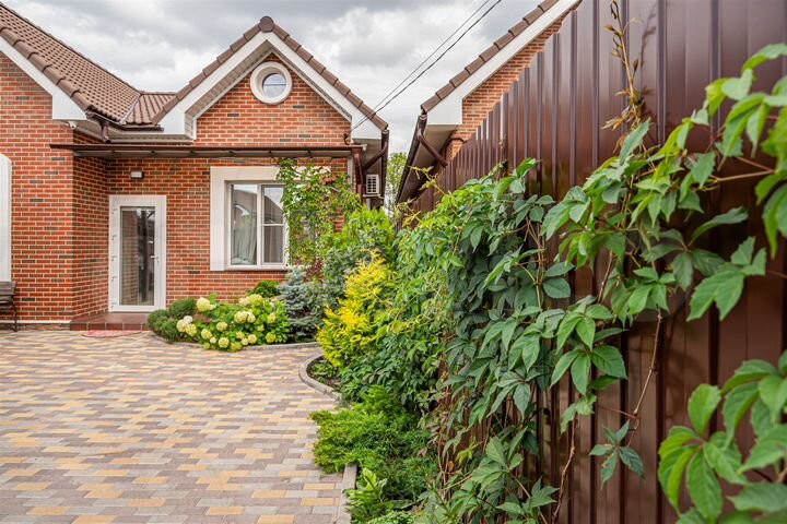 Дом 115 м² на участке 5 сот.