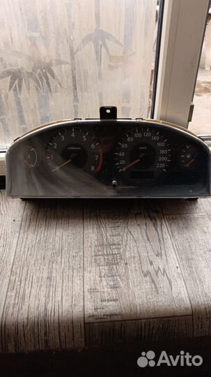 Панель приборов Nissan Almera Classic