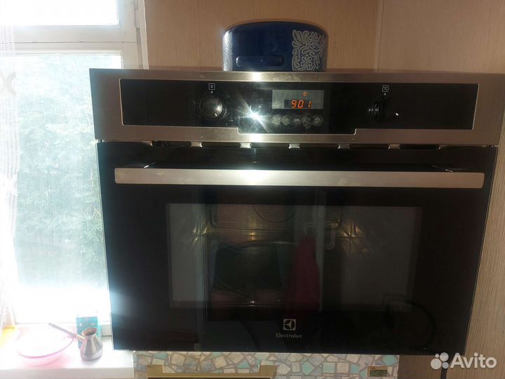 Микроволновая печь бу electrolux,отличное сост