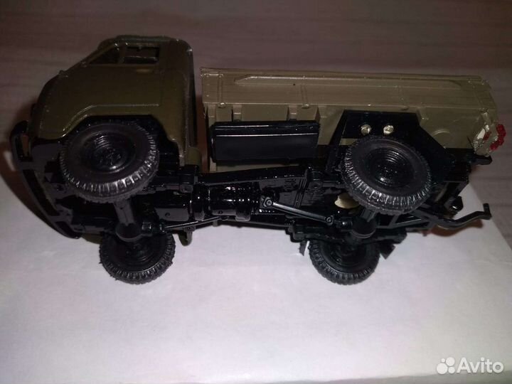 УАЗ 452 бортовой 1:43