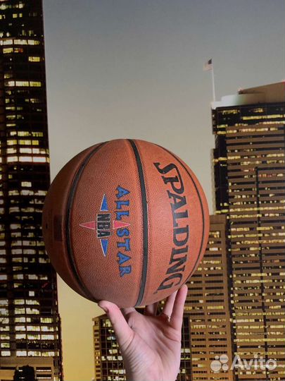 Баскетбольный мяч