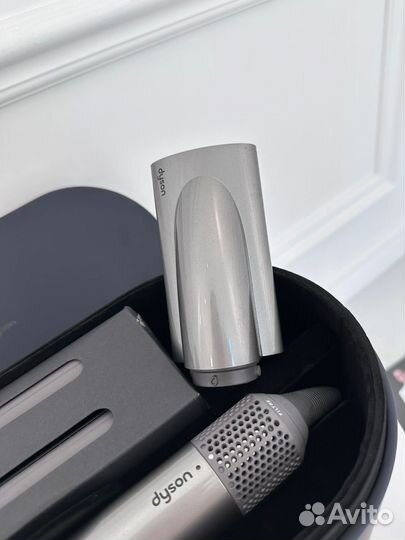 Стайлер dyson