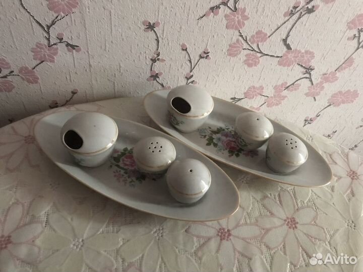 Селедочницы новые.Салатники