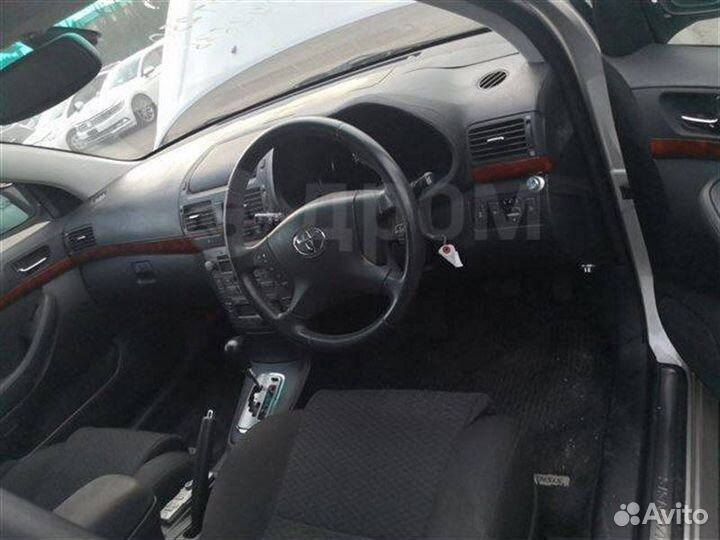 Усилитель бампера задний Toyota Avensis AZT250