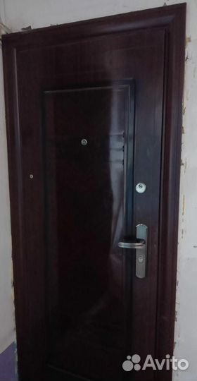 Дверь входная металлическая