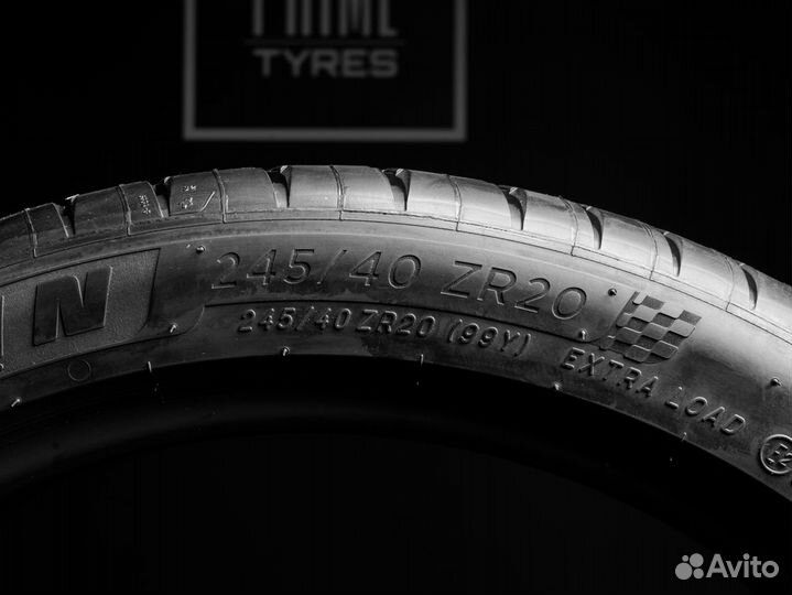 Michelin Pilot Sport 4 S 245/40 R20 и 275/35 R20