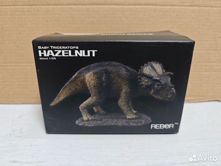 Фигурка Rebor 1:35 scale Baby Triceratops (Hazelnu