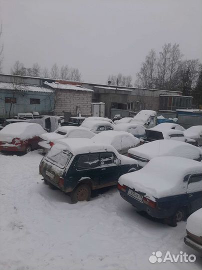 Запчасти на ваз 2114 2113 2115 бу