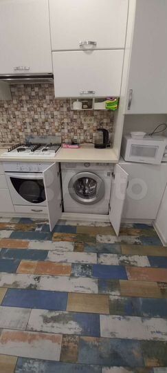 2-к. квартира, 61 м², 2/9 эт.