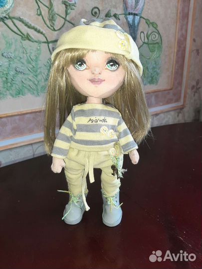 Кукла игровая