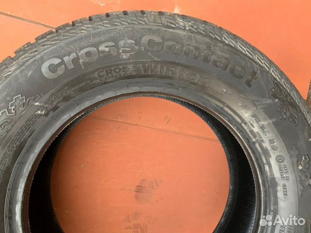 Continental ContiCrossContact Winter 215/65 R16 110V