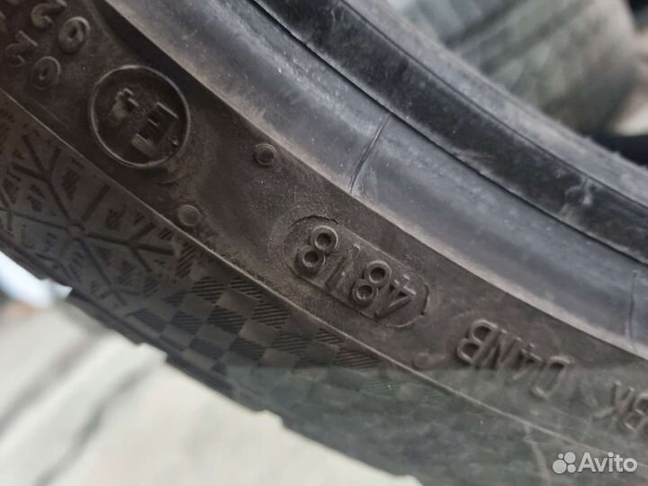 Continental ContiWinterContact TS 860S 265/35 R20