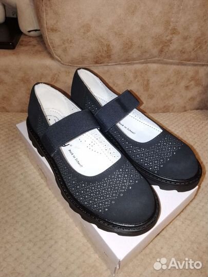 Новые туфли для девочки