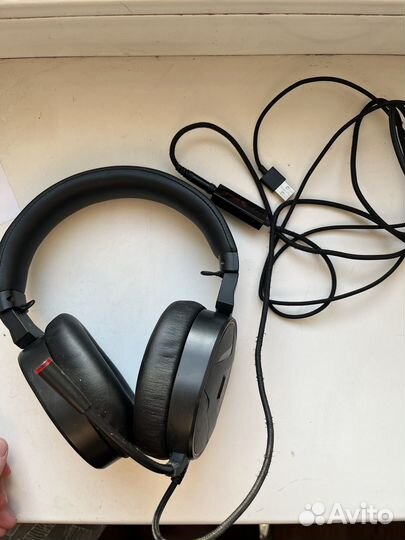 Игровые наушники